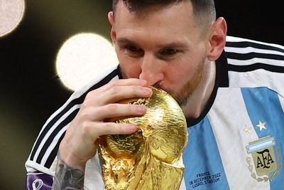 Usai Bawa Argentina Juarai Piala Dunia 2022, Lionel Messi: Saya Belum Mau Pensiun!