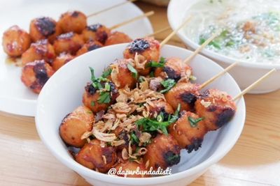 Resep Bakso Bakar Bumbu Medok, Rasanya Enak Banget Cocok Buat Malam Tahun Baru!
