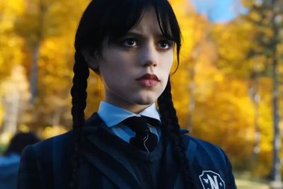 9 Rekomendasi Serial dan Film Jenna Ortega, Berbagai Genre!