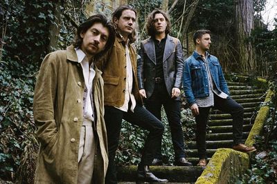 Tiket Konser Arctic Monkeys di Jakarta Ludes Sekejap Mata, Promotor Singgung Day 2