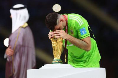 Emiliano Martinez: Argentina memang Ditakdirkan Jadi Juara Piala Dunia 2022!