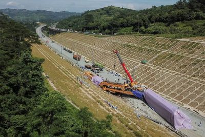 Tim Labfor Mabes Polri Turun Tangan, Cari Penyebab Anjloknya Kereta Cepat di Bandung