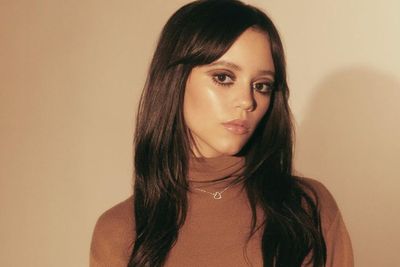 Jenna Ortega Tak Tidur 2 Hari Demi Hafalkan Tarian untuk Serial Wednesday, Apa Dampaknya?