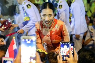 Kondisi Putri Thailand usai Pingsan Pekan Lalu, Pakai Alat Bantu Jantung-Ginjal