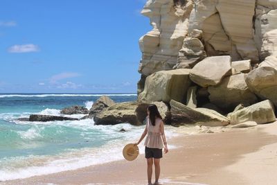Cantiknya Panorama Pantai Watu Bela, Potongan Surga Tersembunyi di Bumi Sumba