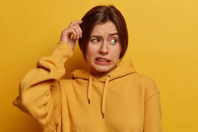 Waduh, Gigi Makin Kuning? Ini Tips Cara Merawatnya Bestie