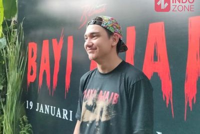 Resolusi 2023 Adipati Dolken Setelah Dikaruniai Anak: Pengin Jadi Bapak yang Baik!