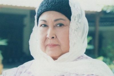 14 Film Legendaris Aminah Cendrakasih Mak Nyak Semasa Muda