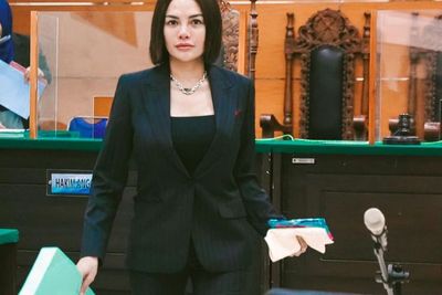 Pengacara Emosi Nikita Mirzani Dijemput Paksa ke Rutan padahal Sakit: Gak Manusiawi!