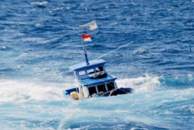 Kapal KM Nurul Hidayah Tenggelam, Proses Evakuasinya Menegangkan!