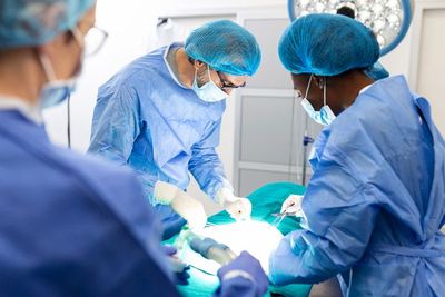Heboh Kasus Ibu Meninggal Usai Melahirkan Anak ke-10, Dokter Boyke: Punya Anak Cukup Dua