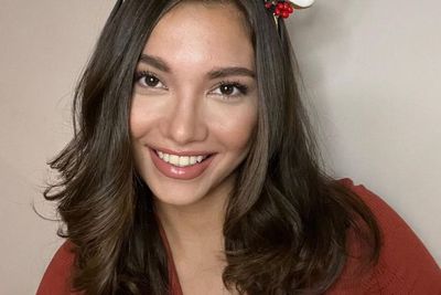 Rayakan Natal, Angela Gilsha Ngaku Sempat Krisis Identitas hingga Benci Tuhan