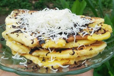 Cobain Pisang Kapik, Jajanan Khas Minang yang Cara Buatnya Dijepit dan Dibakar