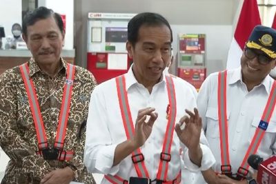 Ditanya soal Reshuffle, Presiden Jokowi Tersenyum