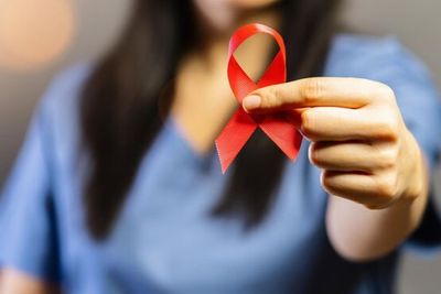 Kisah Wanita Hidup dengan HIV Selama 18 Tahun, Bersyukur Suami dan Anak Tetap Negatif