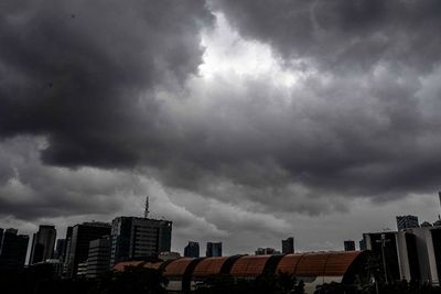 BMKG: Hujan Ekstrem Terus Mengintai dari Akhir Desember hingga Awal Tahun 2023