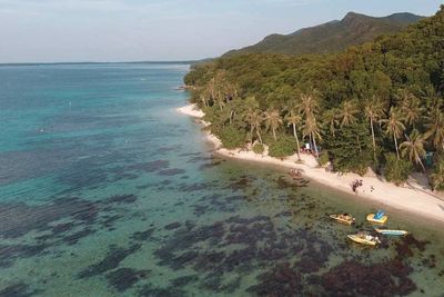 Keindahan Pulau Karimunjawa, Tempat 500 Wisatawan Terjebak Selama Berhari-hari