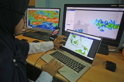 Waspada! Hujan Intai Wilayah DKI Jakarta dari Malam Ini hingga Esok Hari