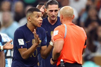 Prancis Gagal Juara Piala Dunia 2022, Rabiot Kesal ke Mbappe karena Hal Ini