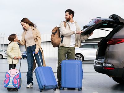 Lagi Musim Hujan, Tapi Tetap Mau Liburan Akhir Tahun? Coba Yuk, Tips Berikut Ini!