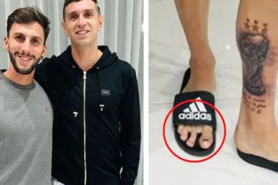 Diolok karena Punya Empat Jari Kaki, Emiliano Martinez Tetap Gacor!