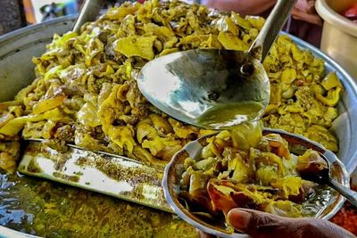 Kikilnya Brutal Rek! Tahu Campur Pak Slamet Paling Laris, Antre Banget Sebelum Lapak Buka