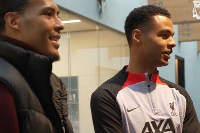 Cody Gakpo Resmi Diperkenalkan Liverpool, Agen Van Dijk pun Senyum