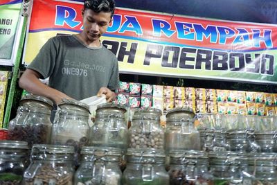 Penghangat Tubuh di Madiun, Raja Rempah Mbah Poerboyo Laris Diserbu karena Jual Menu Ini