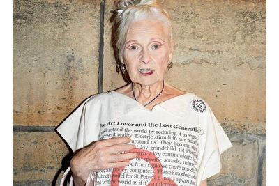 Desainer Inggris Pelopor Fashion Punk, Vivienne Westwood Meninggal Dunia di Usia 81 Tahun