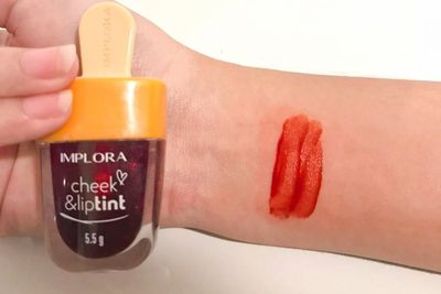 5 Rekomendasi Warna Lipcream dan Liptint yang Cocok untuk Kulit Kuning Langsat