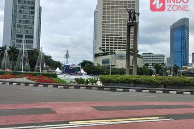 Dinas Lingkungan Hidup DKI Turunkan 3.180 Petugas untuk Bersihkan Sampah