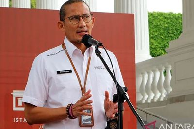 PPKM Dicabut, Menparekraf Sandiaga Uno Minta Wisatawan Tetap Waspada
