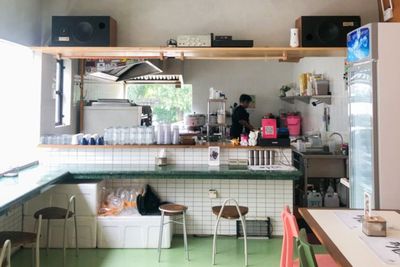 Jawaica, Restoran Unik di Kemang yang Jual Ayam Khas Jamaica: Hidden Gem!