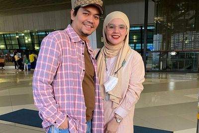 Istri Nyesek Indra Bekti Sempat Gak Ingat Nama Anak-anaknya Pasca Operasi