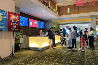 Demi Film KKN Desa Penari: Luwih Dowo Luwih Medeni, Penonton Rela Duduk di Baris Depan
