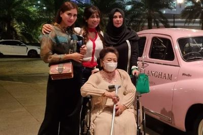 Syahnaz Sadiqah Kenang Mami Popon Sebelum Meninggal Dunia: Dimanapun Tetap Harus Cantik