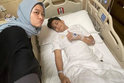 Bintang Emon Dilarikan ke Rumah Sakit di Malam Tahun Baru 2023: Gak Bisa Ngapa-ngapain
