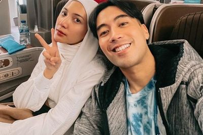 Ademnya Sheila Dara dalam Balutan Hijab Putih, Banjir Pujian Cantik