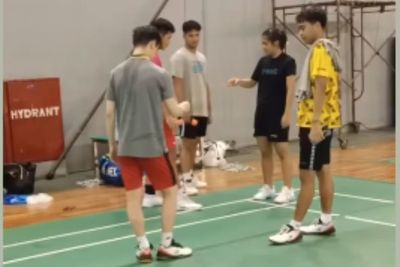 Yeremia Rambitan Jadi Coach Dadakan Lato-lato, Kevin Sanjaya Jadi Muridnya