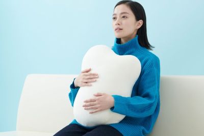 Nggak Butuh Pacar, Kenali Fufuly Robot Bantal yang Buat Istirahat Jadi Nyaman saat Dipeluk