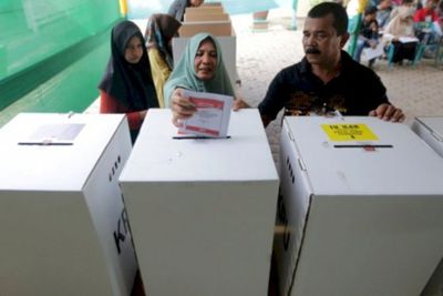 Pakde Karwo Disebut Kembali ke Golkar, Bakal Dongkrak Elektabilitas di Jatim?