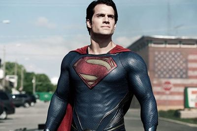 Ternyata Warner Bros Diam-Diam Cari Pengganti Henry Cavill sebagai Superman Sejak 2018