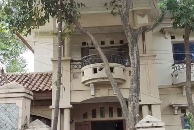 Ketua RT Ungkap Fakta Rumah Ibu Eny yang Viral di Cakung, Harga Rp4 M Dulu Paling Mewah!