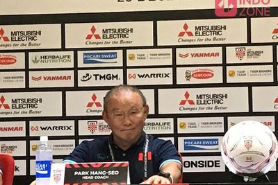 Pelatih Vietnam Cengengesan saat Lawan Timnas Indonesia, Ngeledek Gaya Main STY?