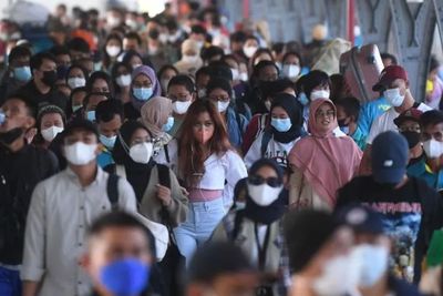 Cegah COVID-19, Dishub DKI Jakarta Wajibkan Penumpang Transportasi Umum Pakai Masker