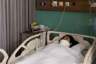 Nikita Mirzani Jalani Operasi Pengapuran Tulang Leher, Begini Kondisinya