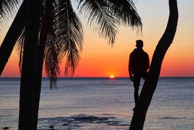 Pesona Pantai Uinian Bertabur Pasir Putih, Potongan Surga di Pulau Semau NTT