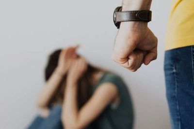 Pria Tulungagung Banting Calon Istri ke Lantai Jelang Pernikahan Hingga Luka Parah