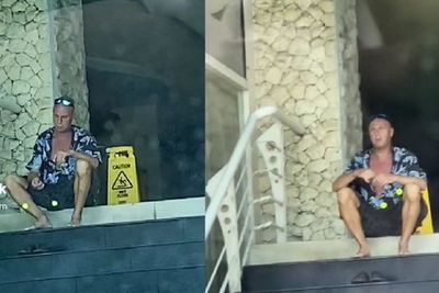 Viral Video Bule Gagal Main Lato-Lato, Ekspresi Sedih Bikin Netizen Ngakak
