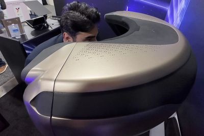 Brelyon Fusion Pamerkan Sensasi Layar OLED 8K yang Nggak Pernah Kamu Bayangkan!